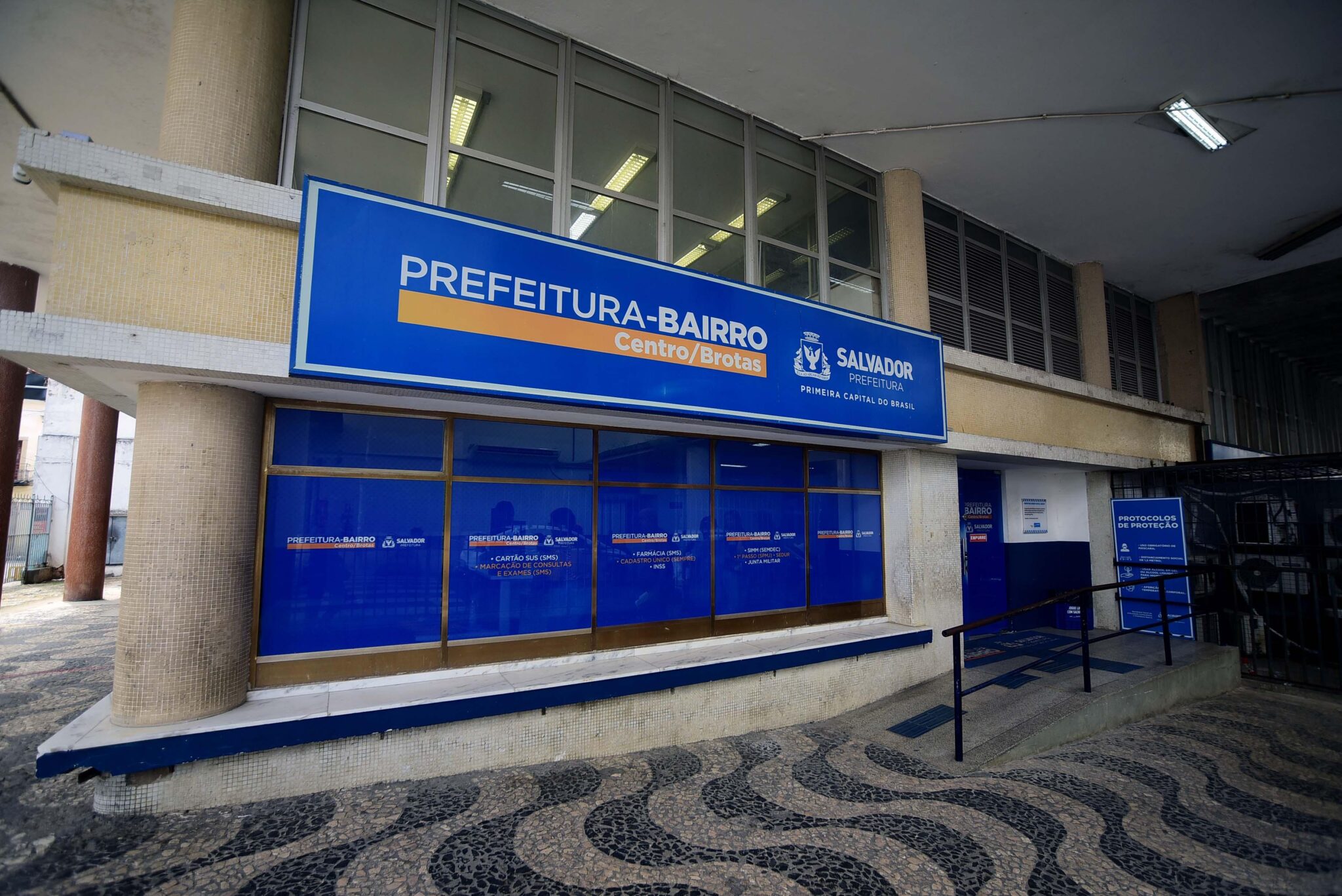 Serviço ampliado: Prefeituras-Bairro reforça presença da Neoenergia nas unidades do município.