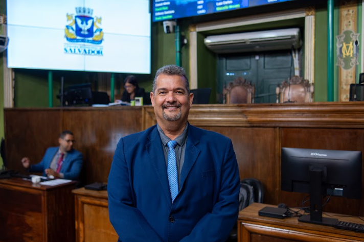 CÂMARA APROVA PROJETO DE GORDINHO DA FAVELA QUE GARANTE URBANIZAÇÃO COM PARTICIPAÇÃO DAS COMUNIDADES