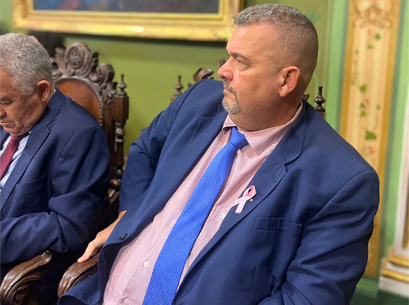 Vereador Gordinho da Favela reforça a importância da mamografia para mulheres acima dos 40 anos