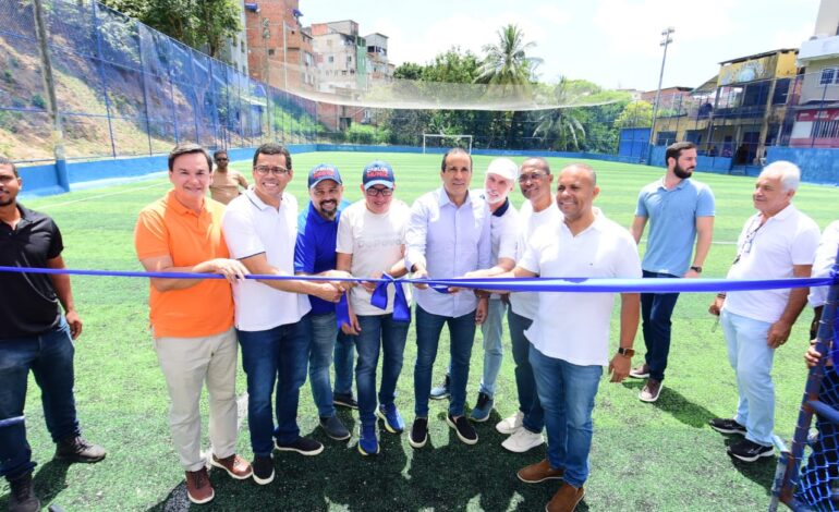 Prefeitura amplia acesso à prática esportiva em São Rafael após entrega de nova arena com grama sintética