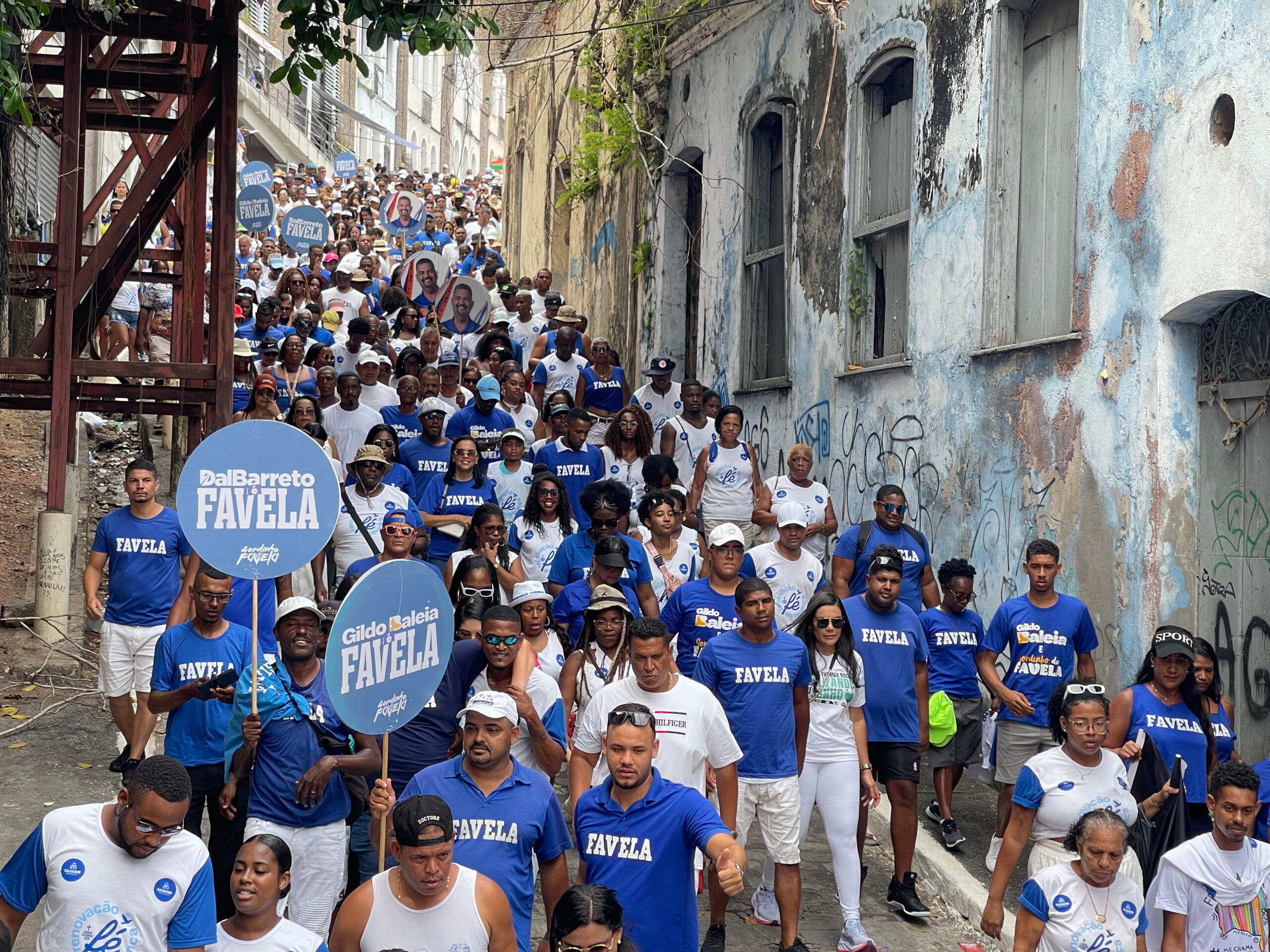 GORDINHO DA FAVELA ARRASTA MAIS DE 600 PESSOAS NA LAVAGEM DO BONFIM 2026
